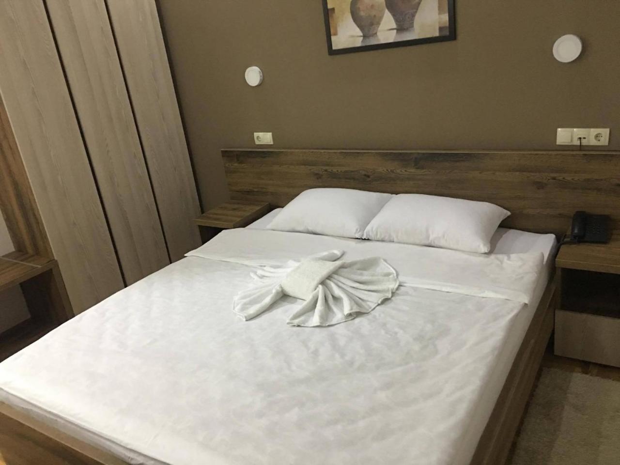 Odmaraliste Vidik Hotel Lazarevac Екстериор снимка