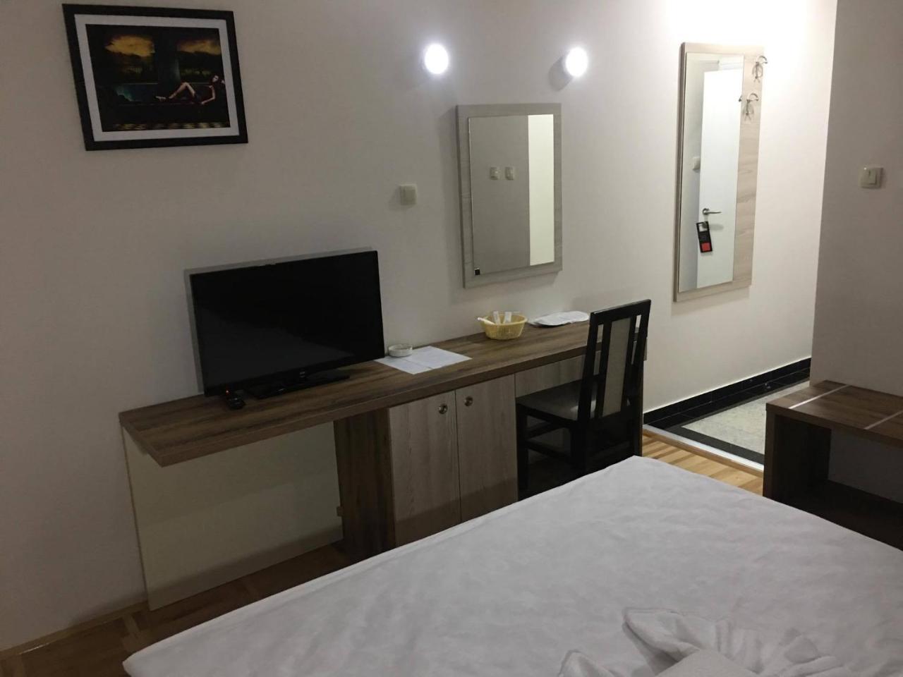 Odmaraliste Vidik Hotel Lazarevac Екстериор снимка